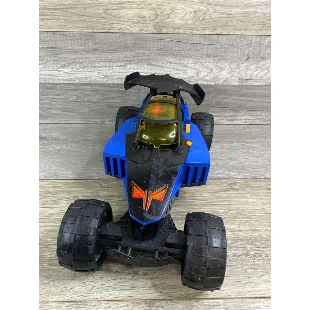 Fisher Price Imaginext DC Hero World Transforming Batmobile Batman Light Sound